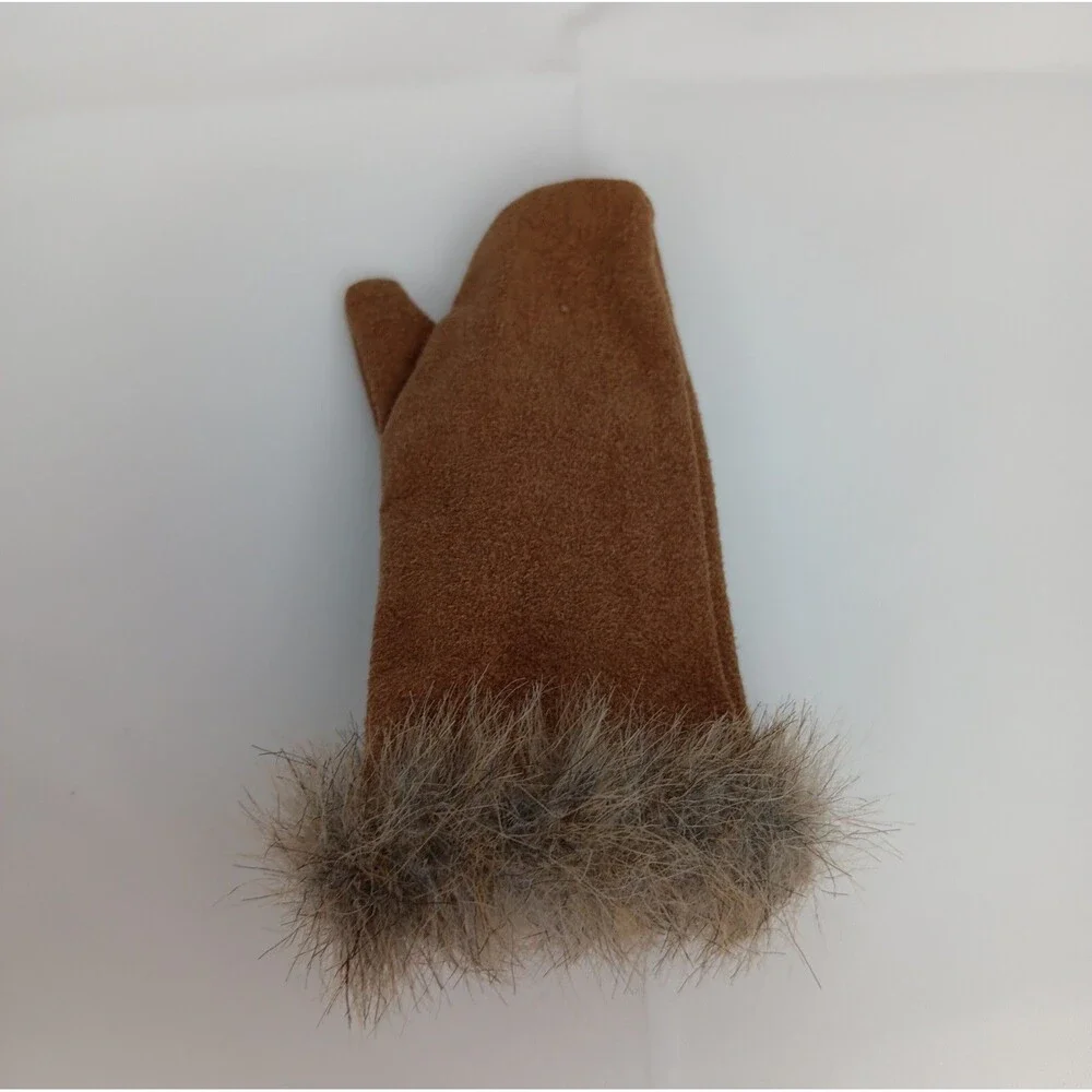 American Girl Kaya Winter Accessory Fur Moccasin Hood & Glove Replacements